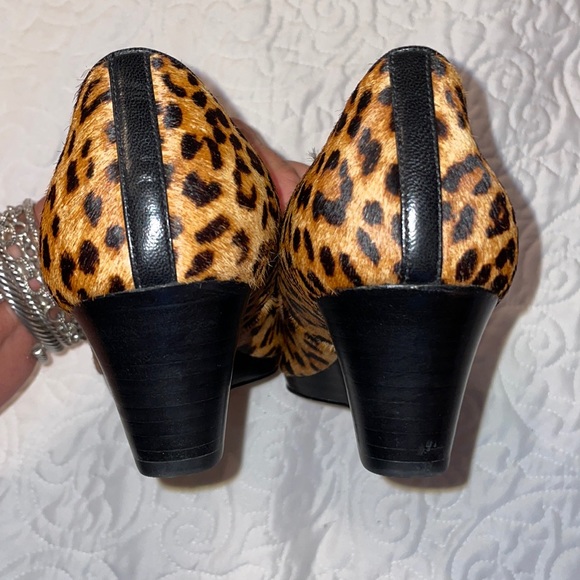 Talbots size 8M Laney wedges calf hair - Picture 9 of 17